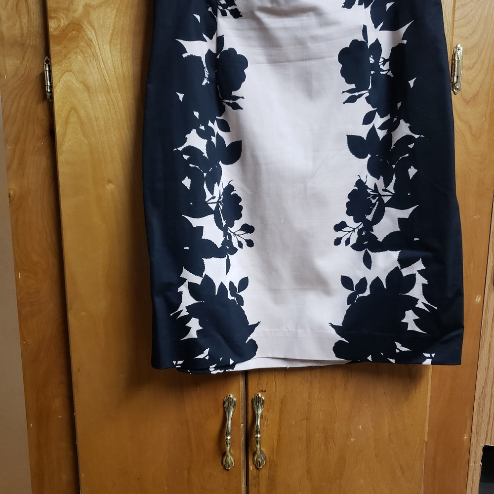 Short Floral Pencil Skirt